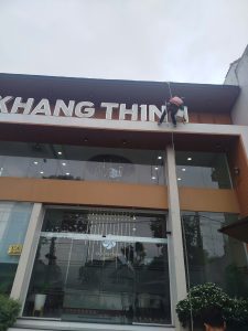Lau Kính Bình Phước